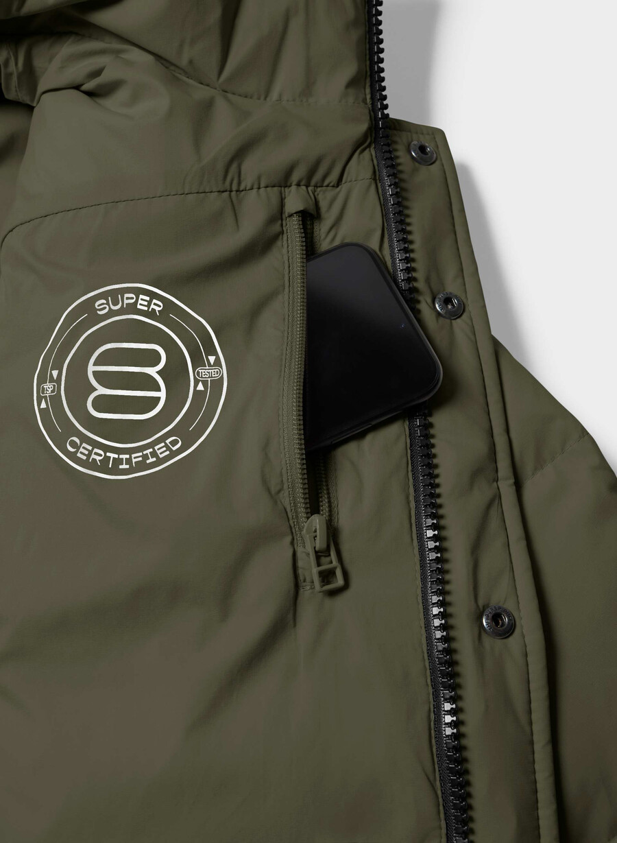 the super puff climatte dark olive