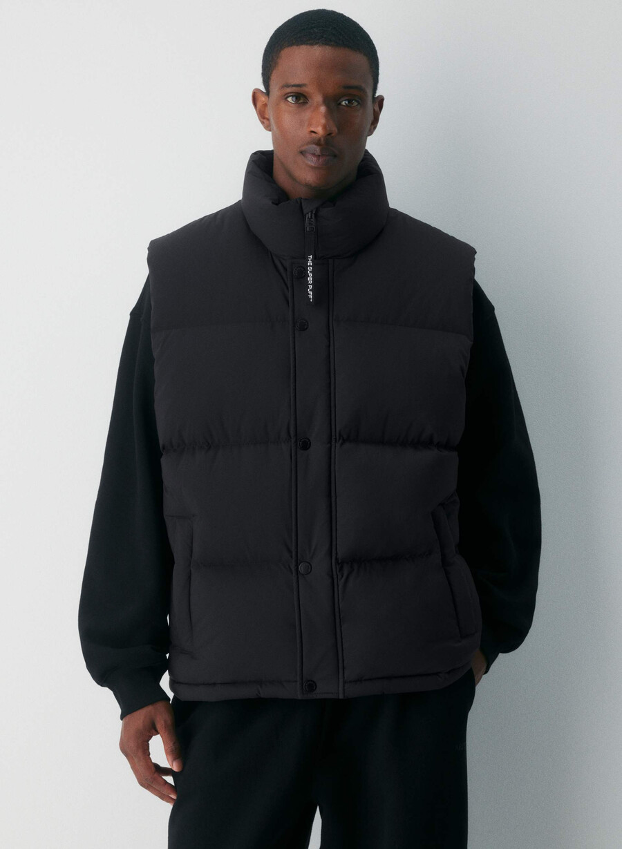 the super puff vest mens - climatte black