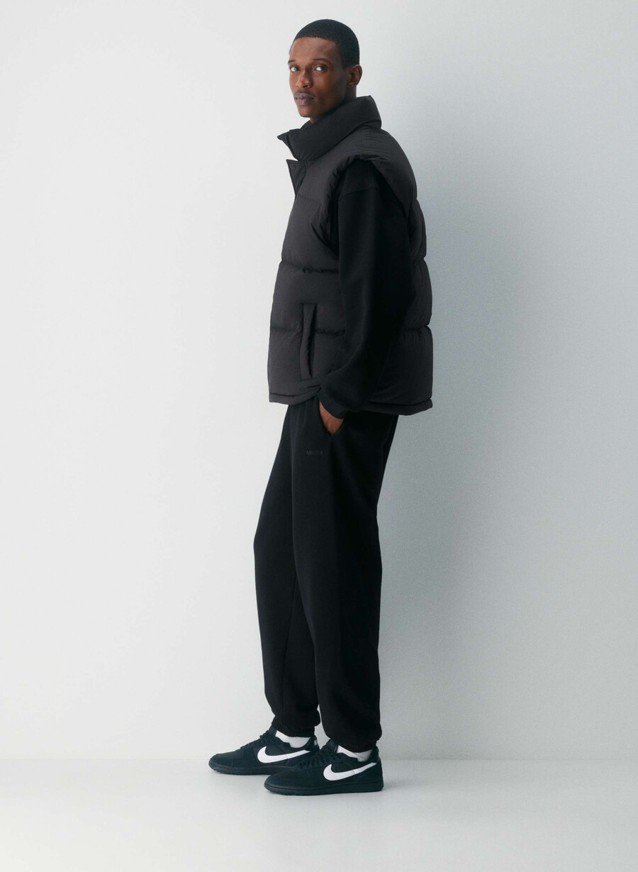 the super puff vest mens - climatte black
