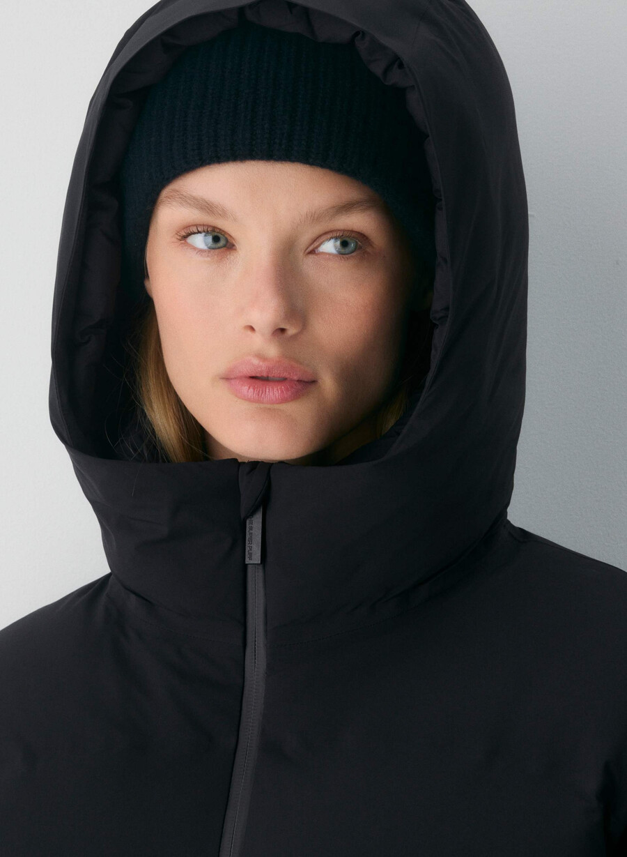 the super puff₂o shorty - rainstop black