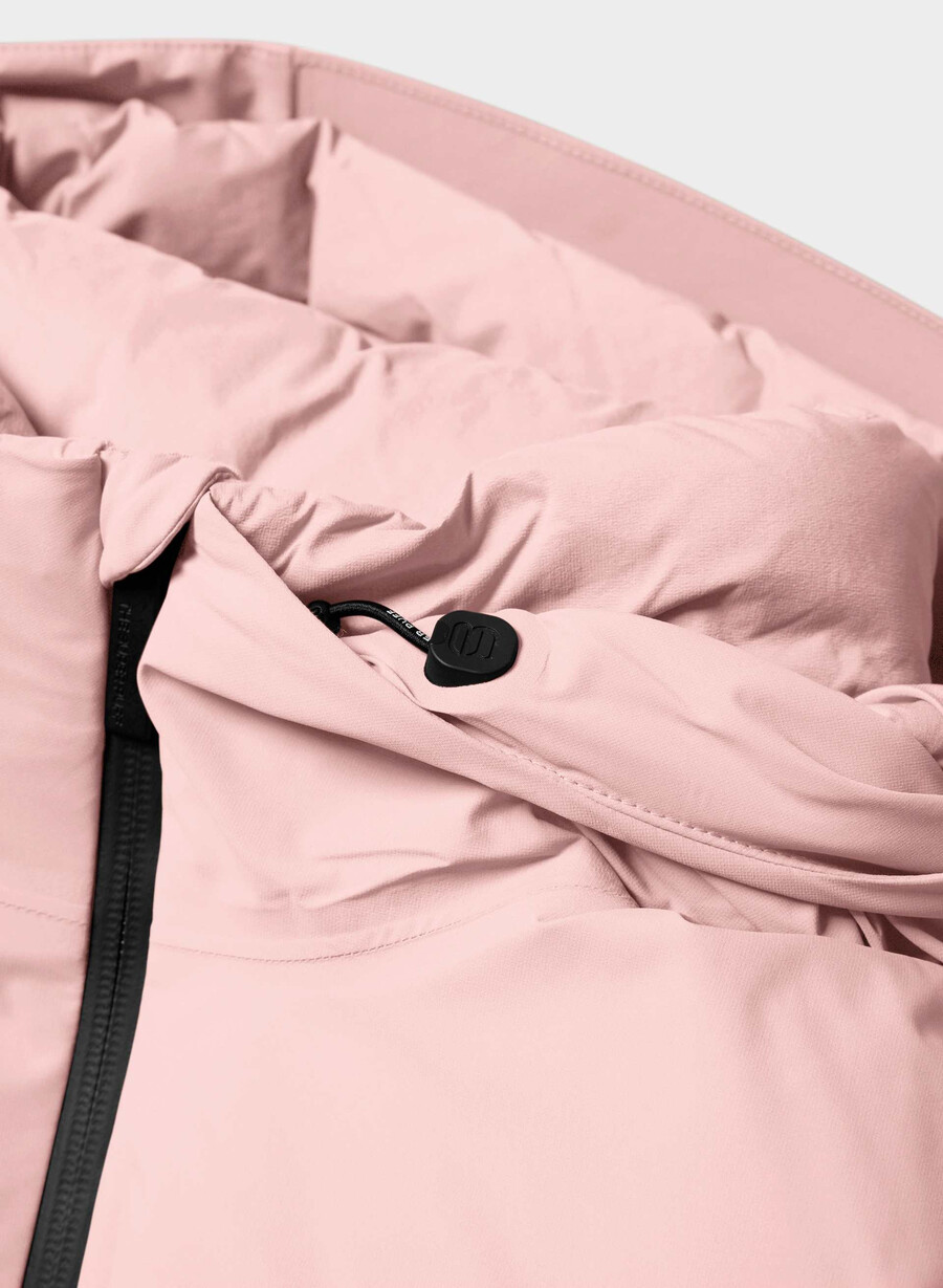 the super puff₂o shorty - rainstop chalk pink