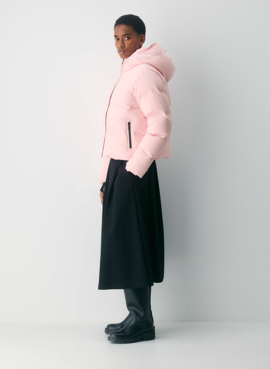 the super puff₂o shorty - rainstop chalk pink