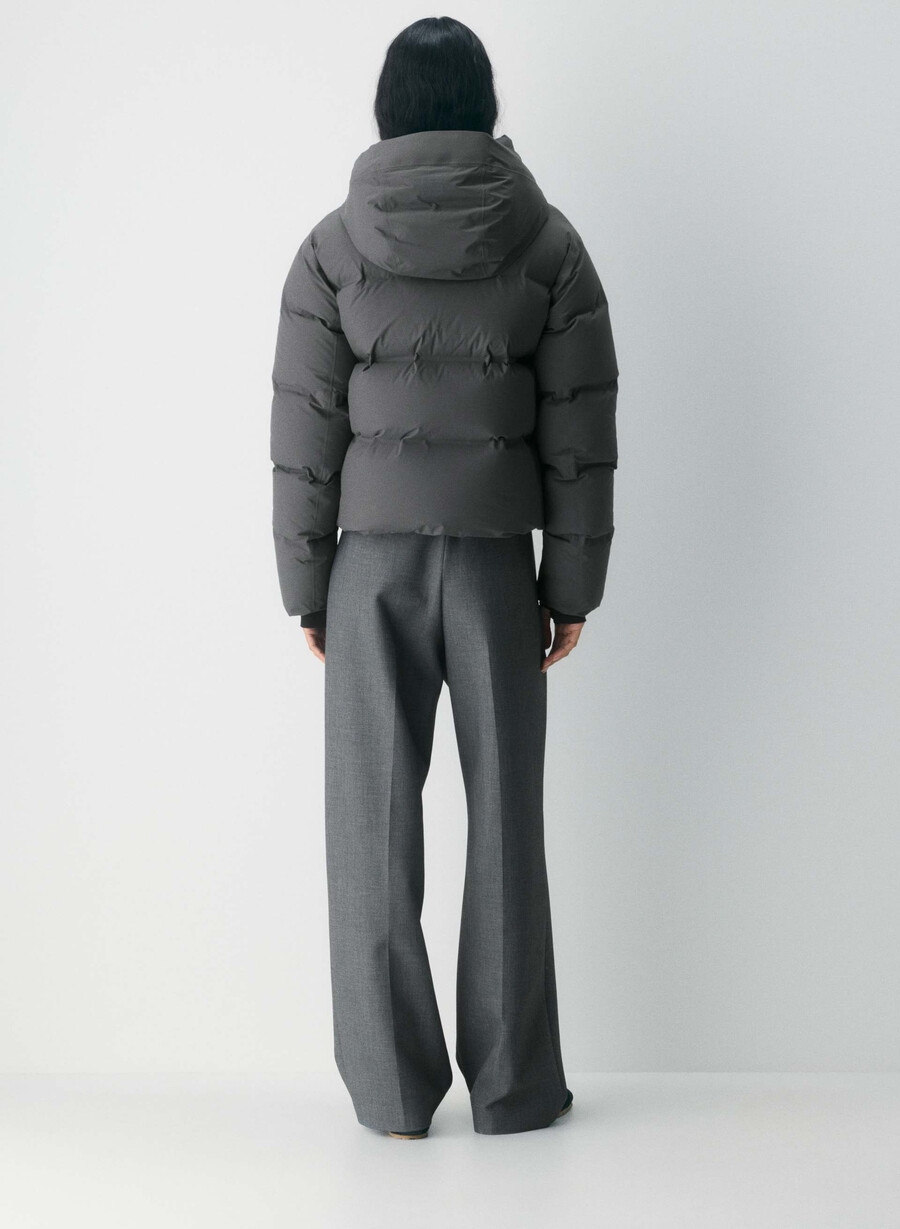the super puff₂o shorty - rainstop coal grey