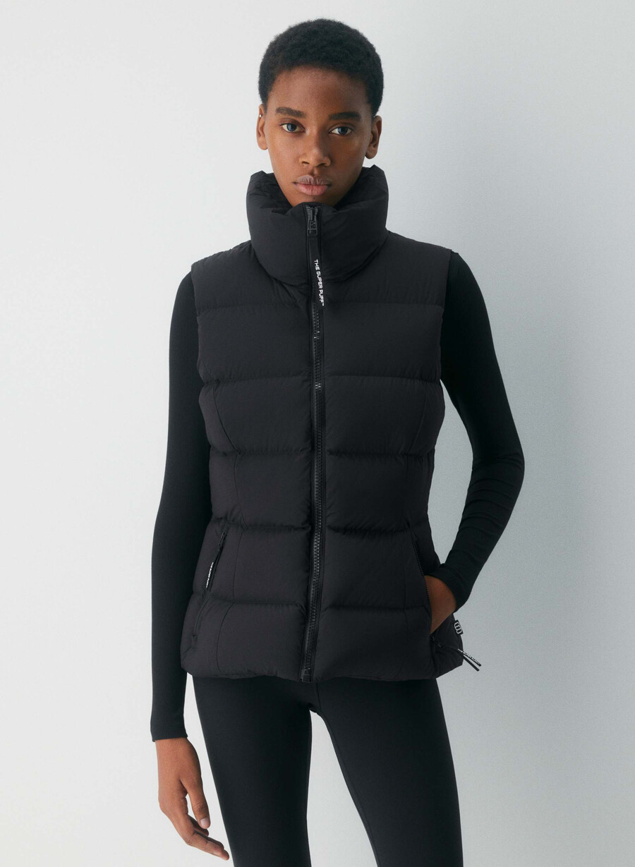 the supersnug puff vest - climatte black