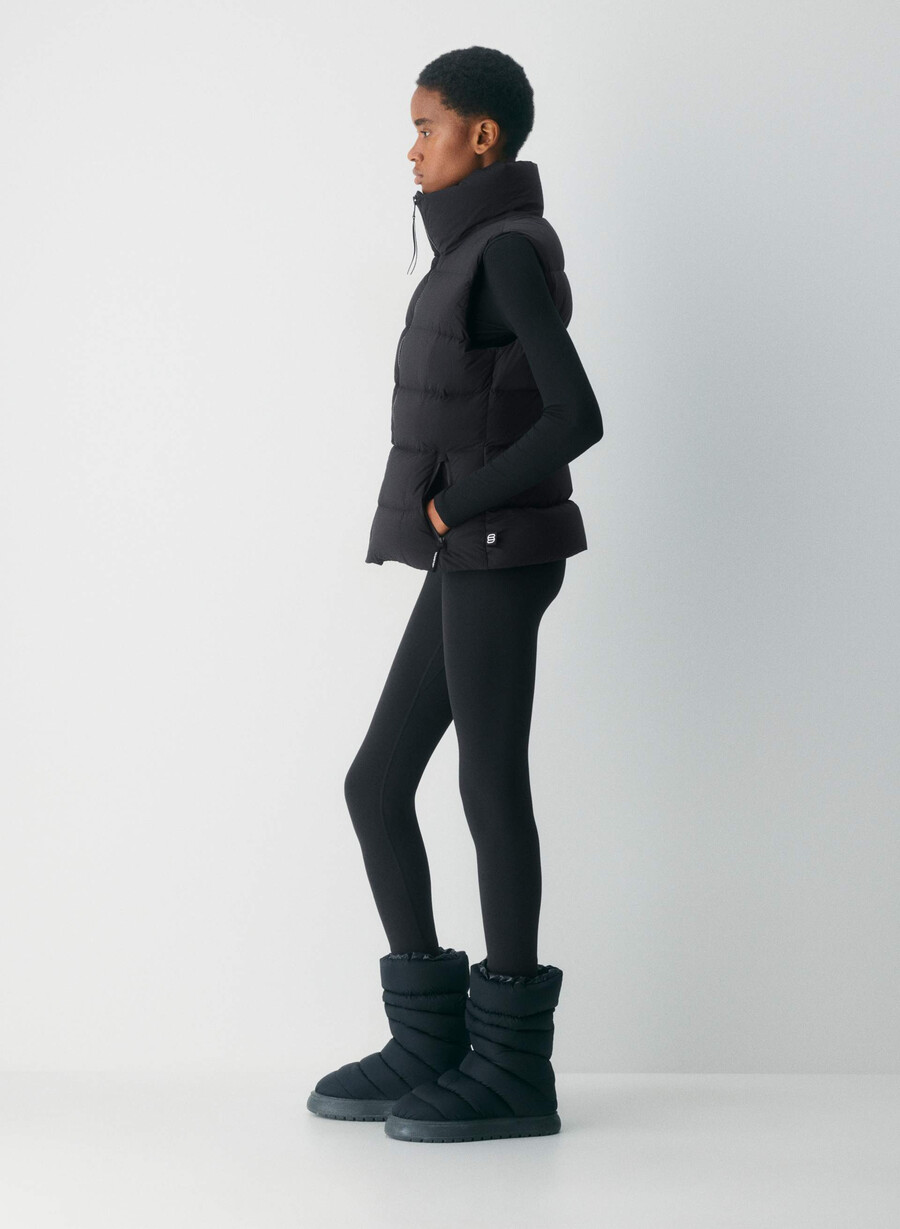 the supersnug puff vest - climatte black
