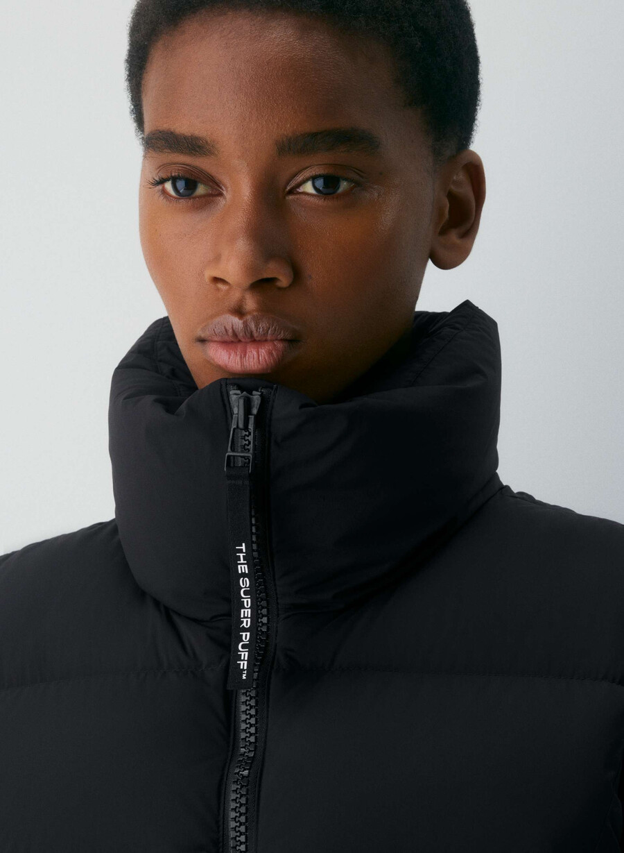 the supersnug puff vest - climatte black