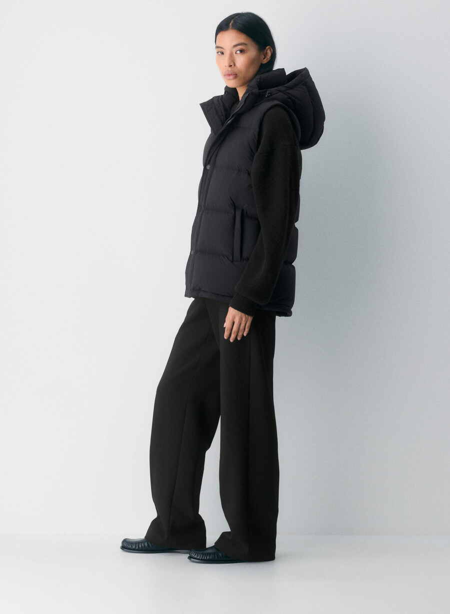 the superpuff lohip vest - climatte black