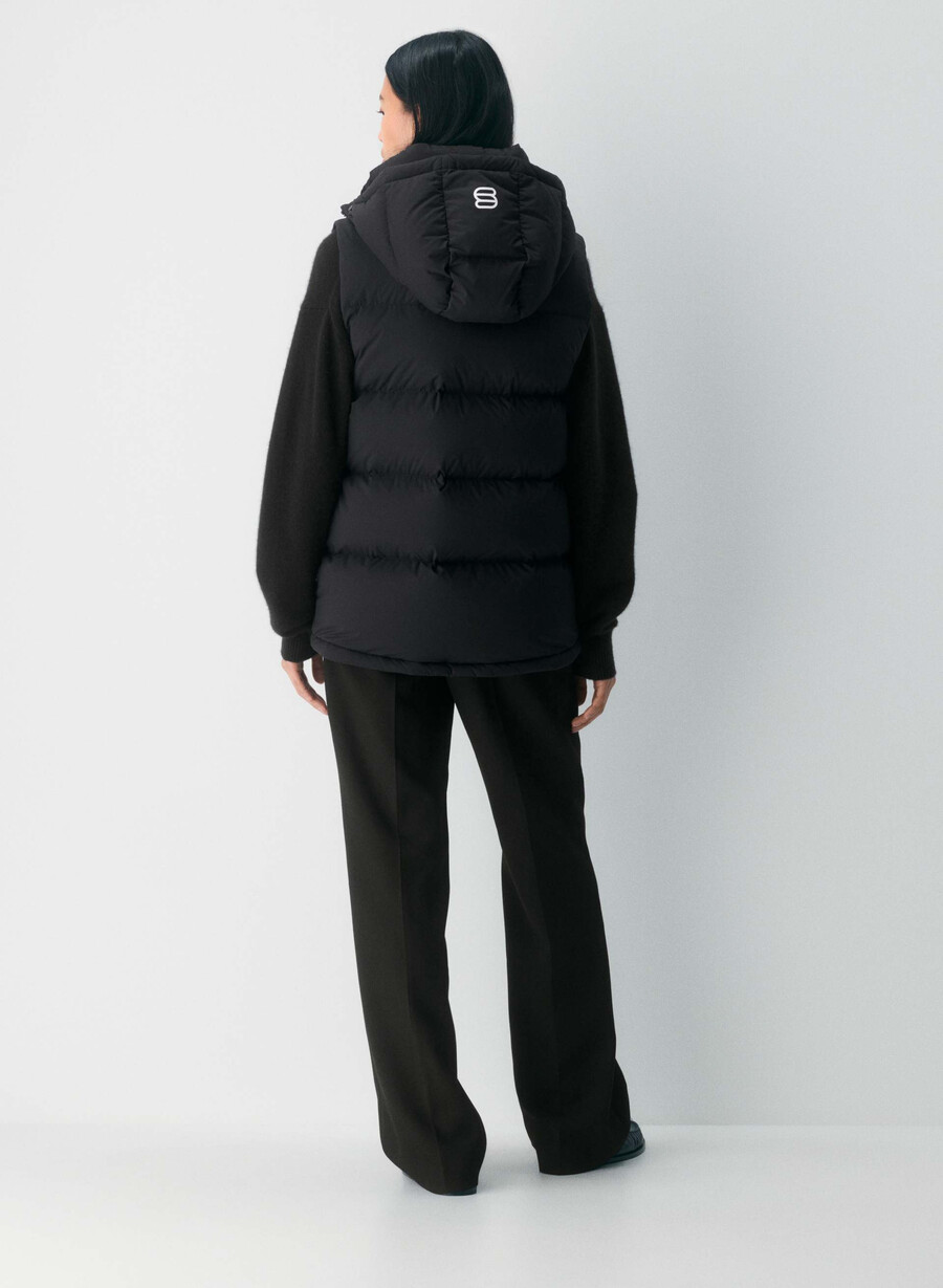 the superpuff lohip vest - climatte black