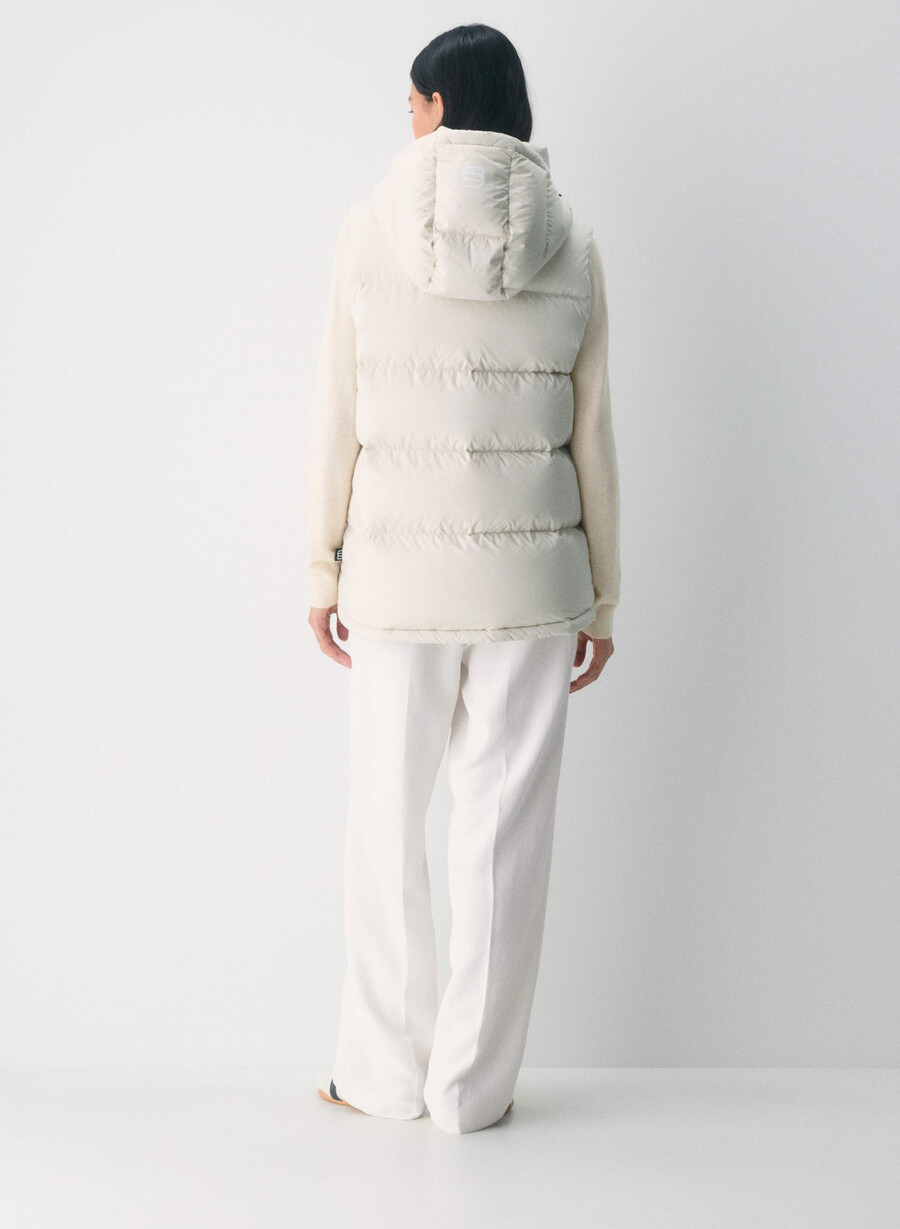 the superpuff lohip vest - climatte matte pearl