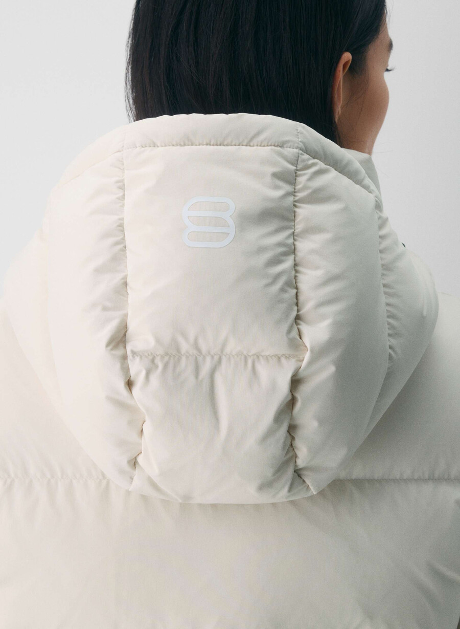 the superpuff lohip vest - climatte matte pearl