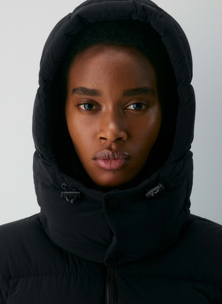 the supersnug puff long - orbit stretch black