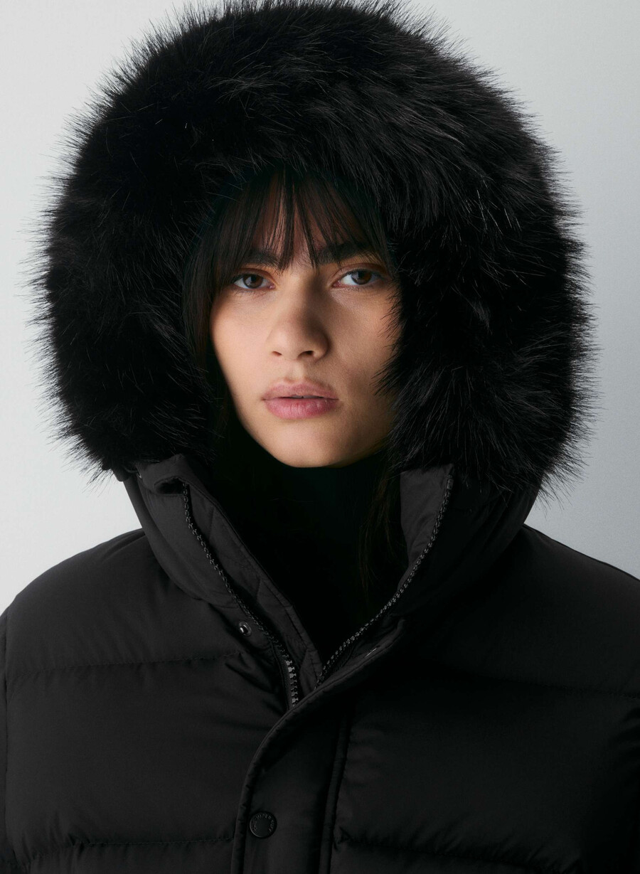 the super chalet puff - climatte blackblack