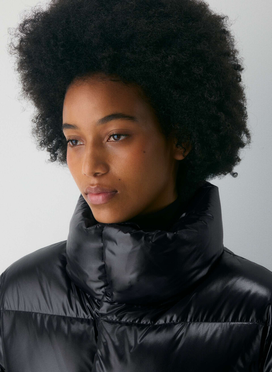 the super après puff - hi-gloss black