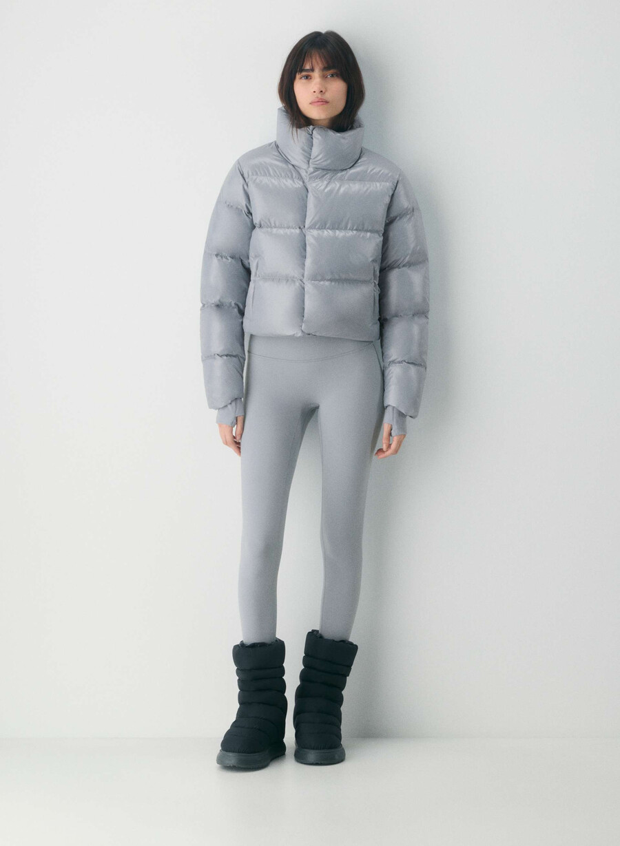 the super après puff - hi-gloss moon dust grey