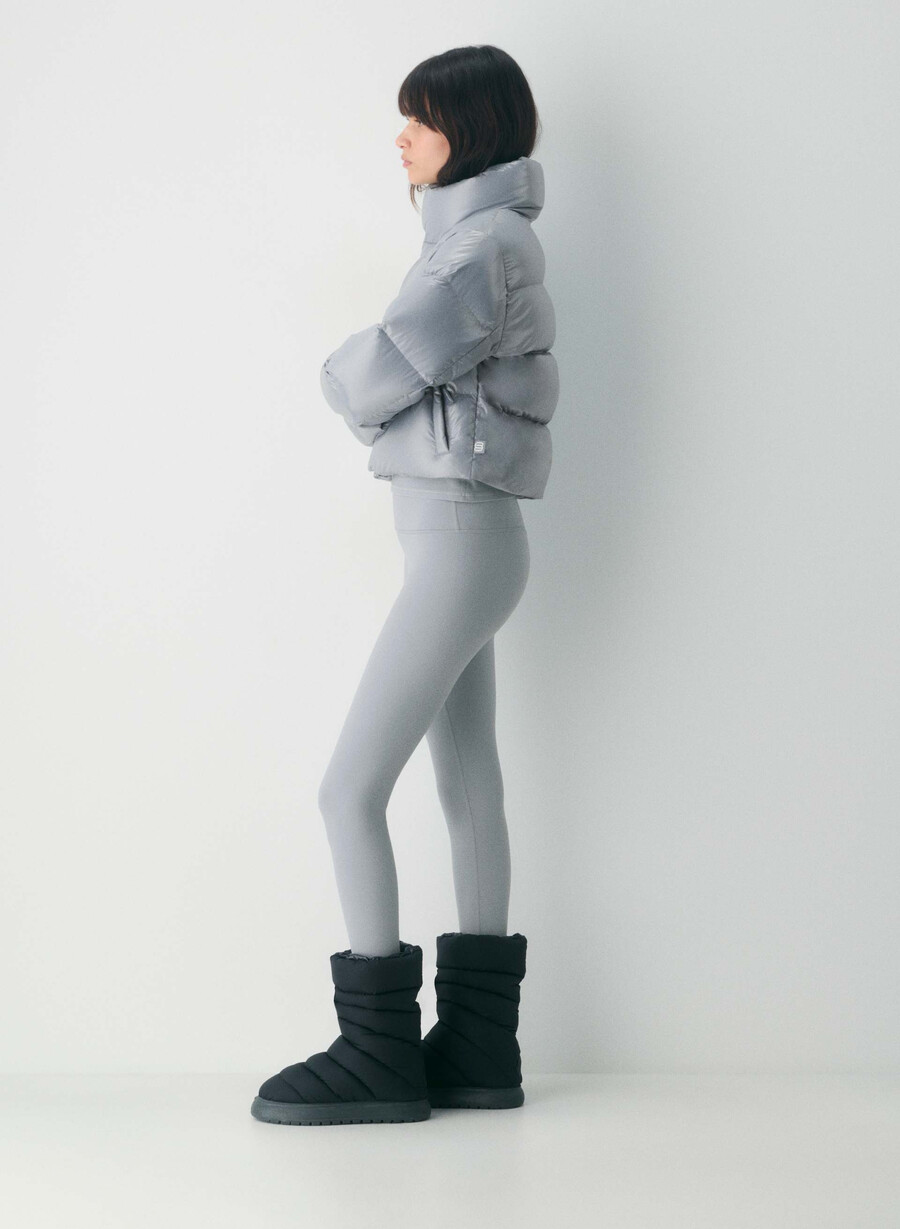 the super après puff - hi-gloss moon dust grey