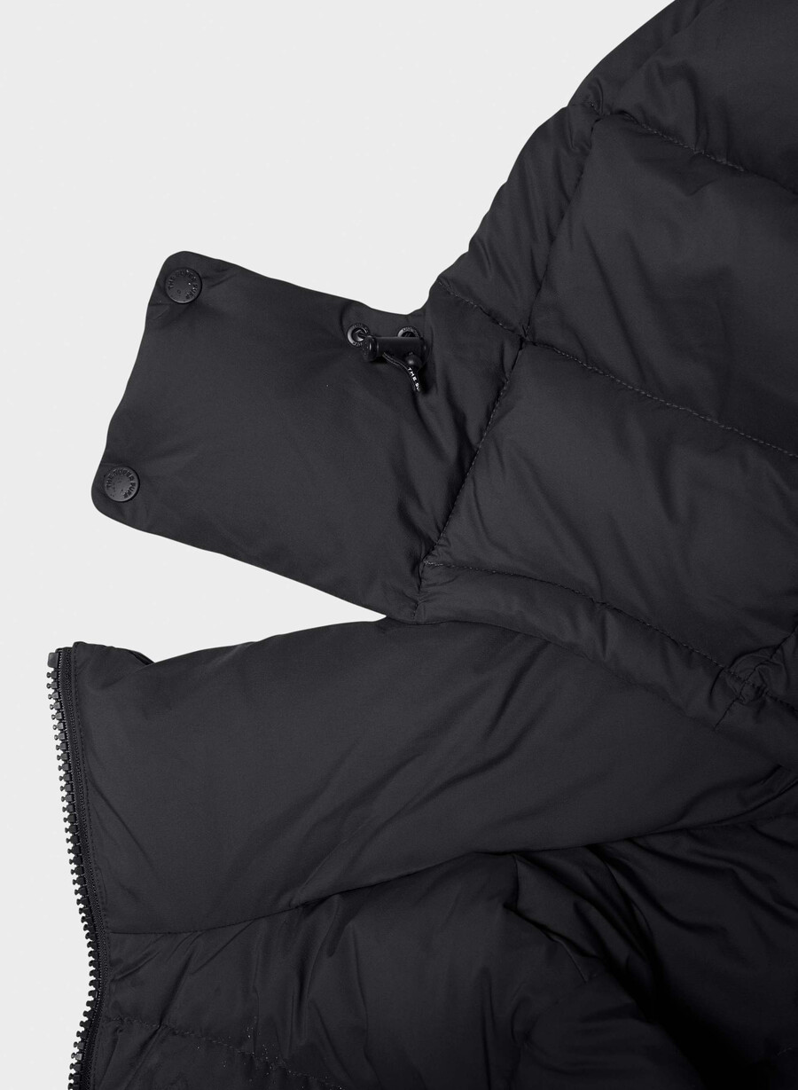 the super resort puff - climatte black
