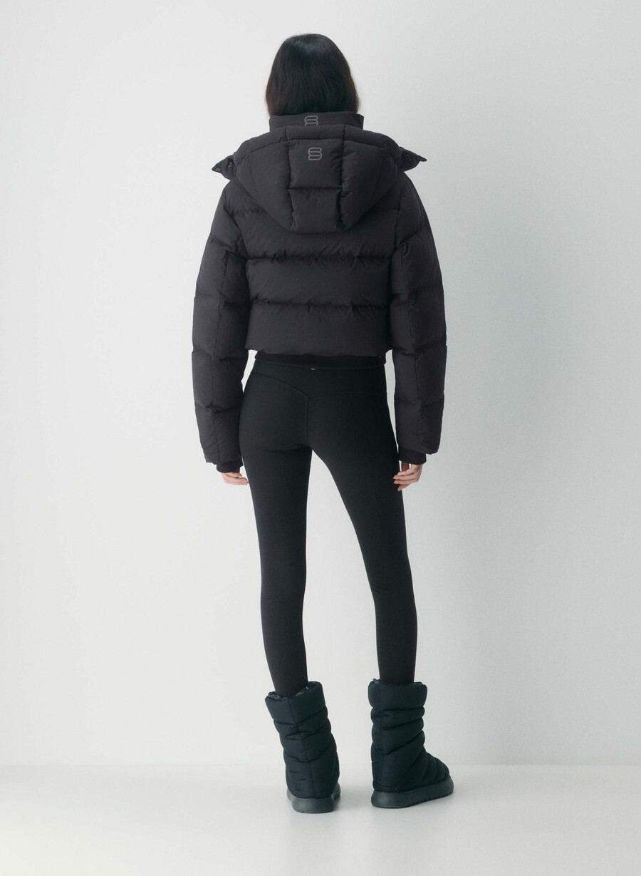 the super resort puff - climatte black