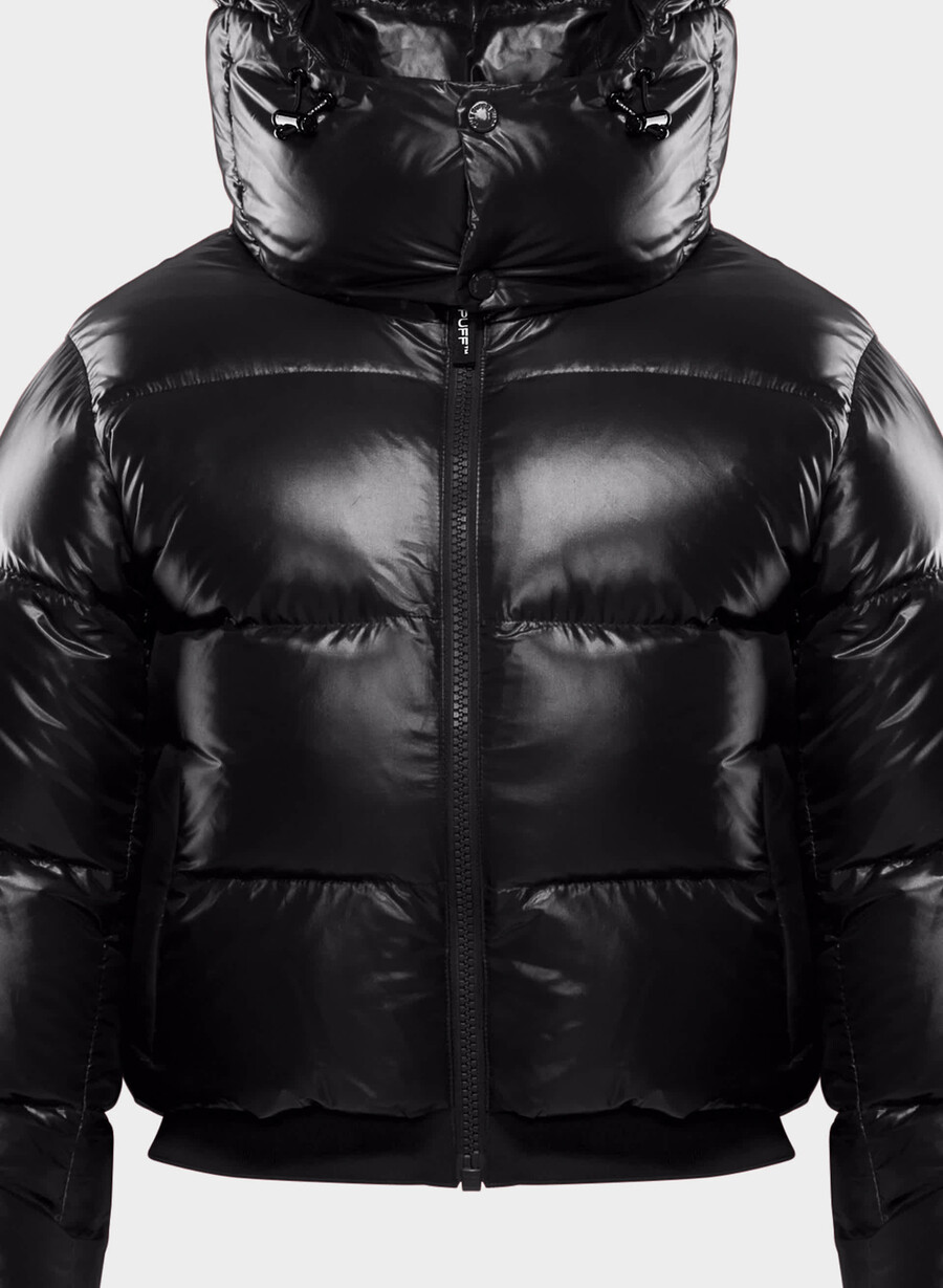 the super resort puff - hi-gloss black