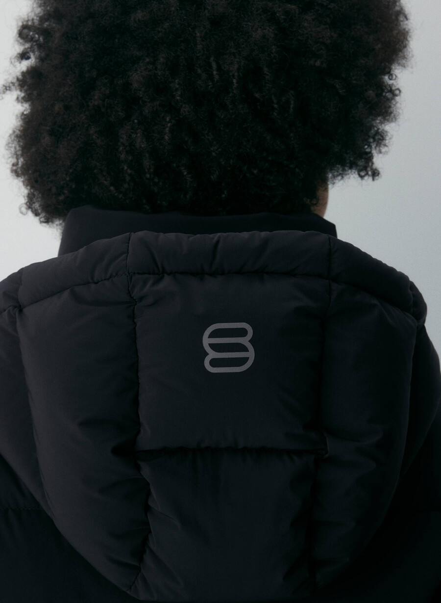 the supersnug puff - orbit stretch black