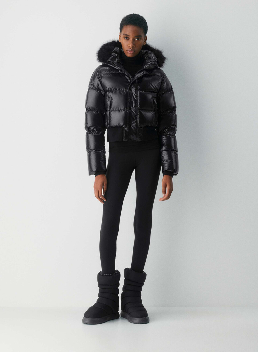 the super chalet puff - hi-gloss blackblack