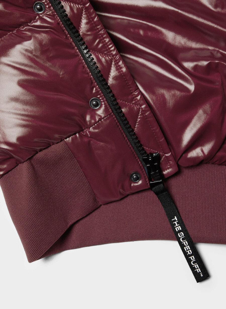 the super chalet puff - hi-gloss plum brgdy black