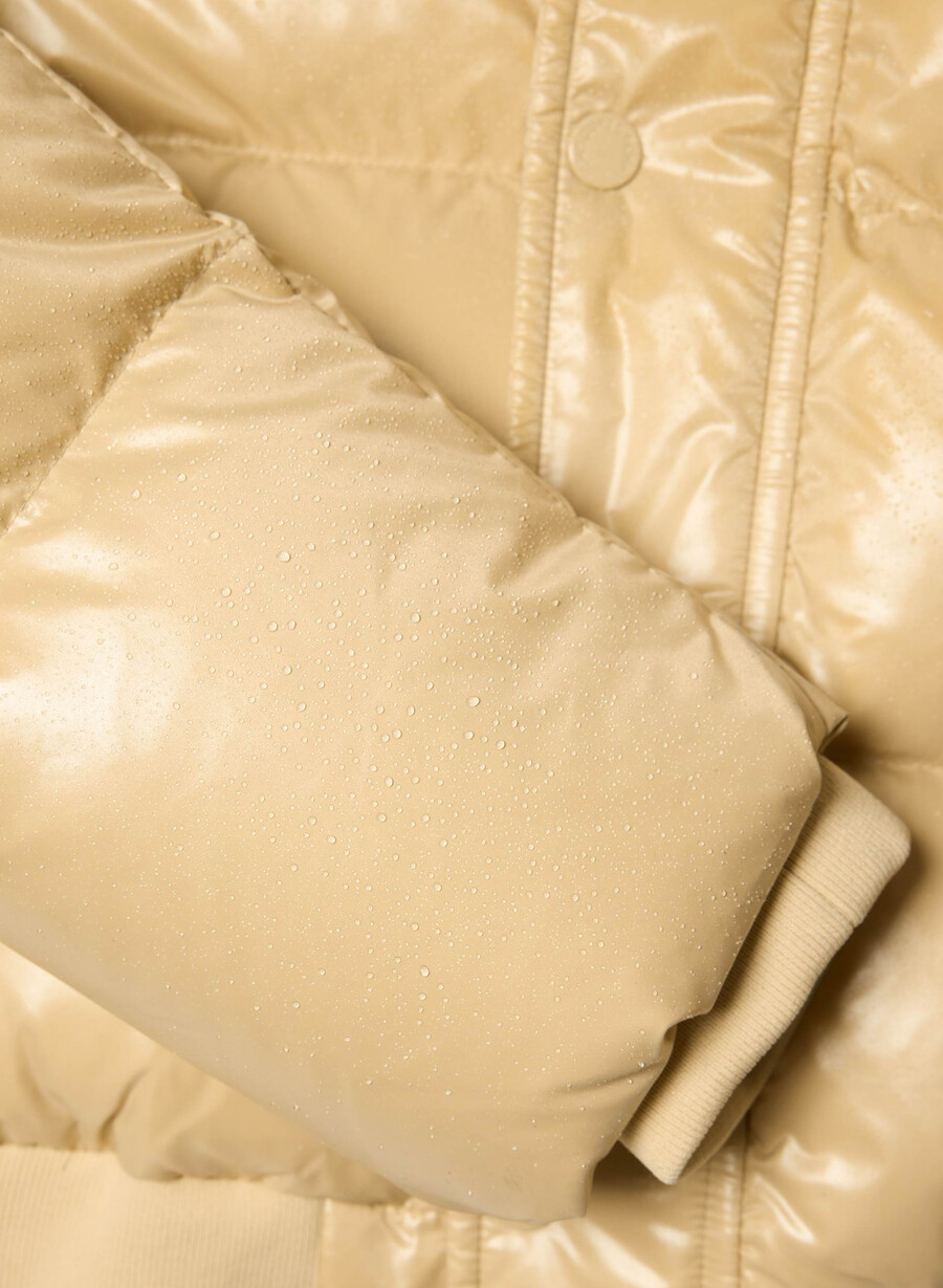 the super chalet puff - hi-gloss mica bg lynx bg