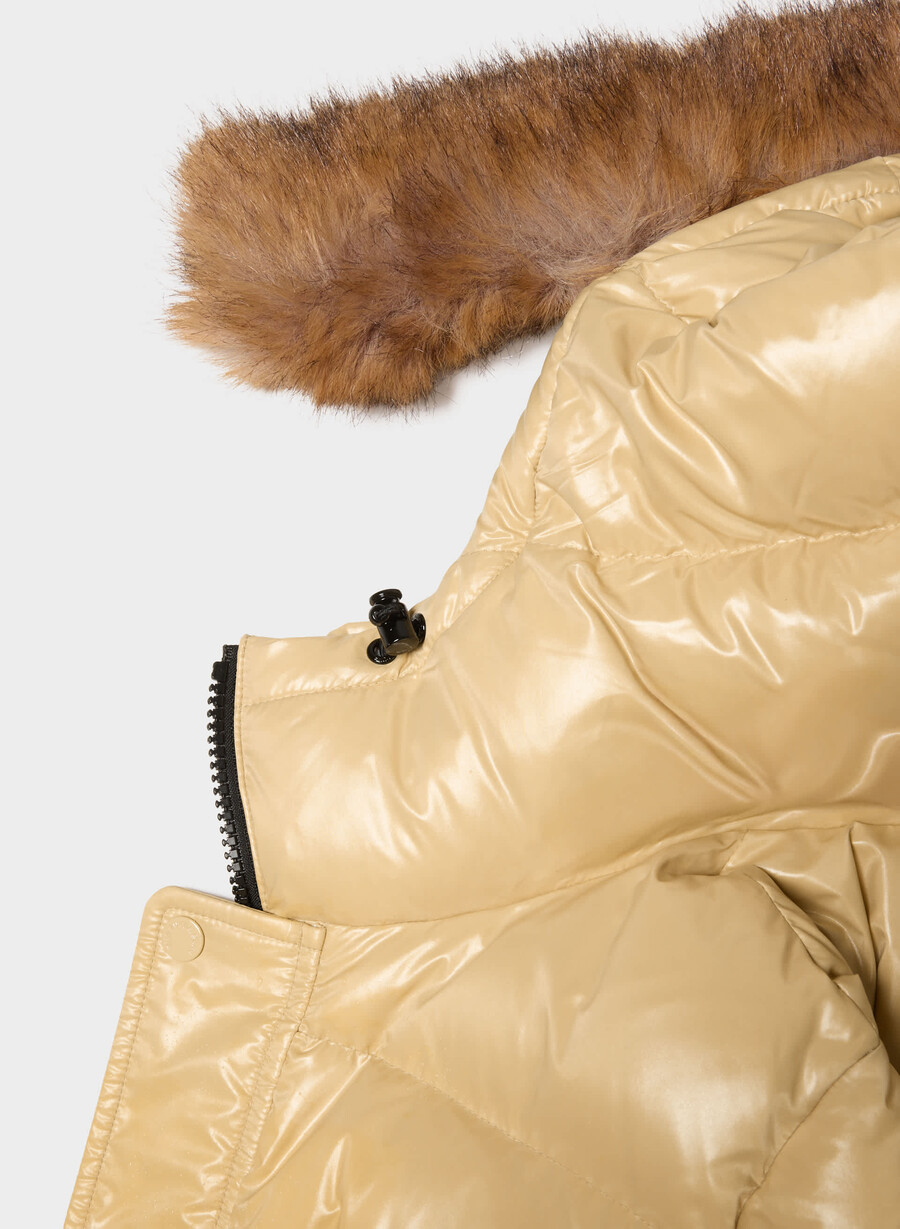 the super chalet puff - hi-gloss mica bg lynx bg