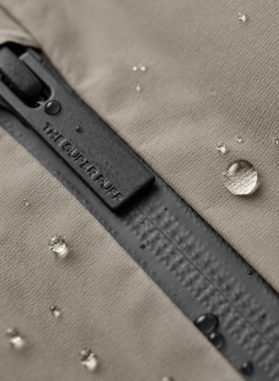 the supersnug puff₂o - rainstop modern taupe