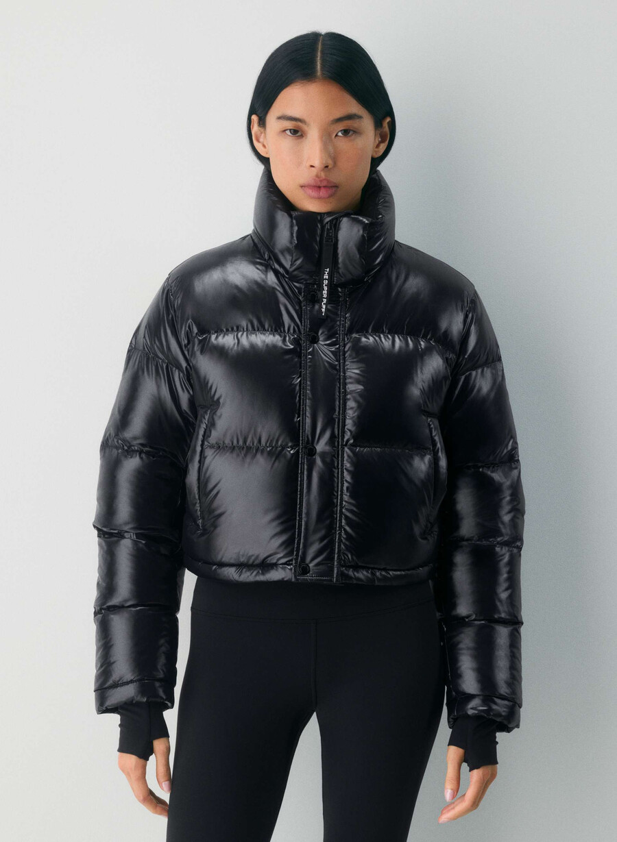 the superpuff xtrashorty - hi-gloss black