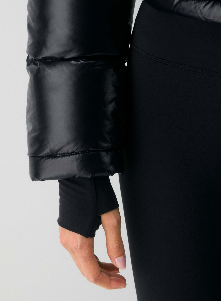 the superpuff xtrashorty - hi-gloss black